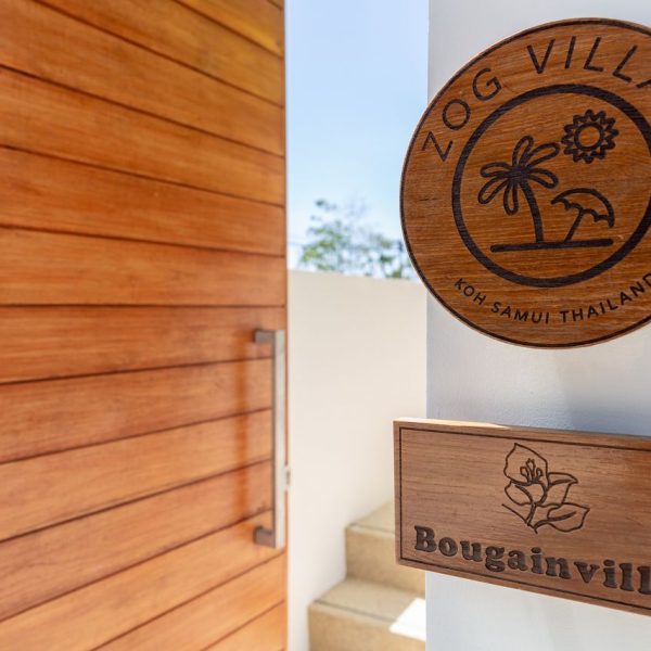 Entrance and car at Villa Bougainvillea, a 4 bedroom luxury, ocean view villa located in Zog Villa Estate, Maenam,, Koh Samui